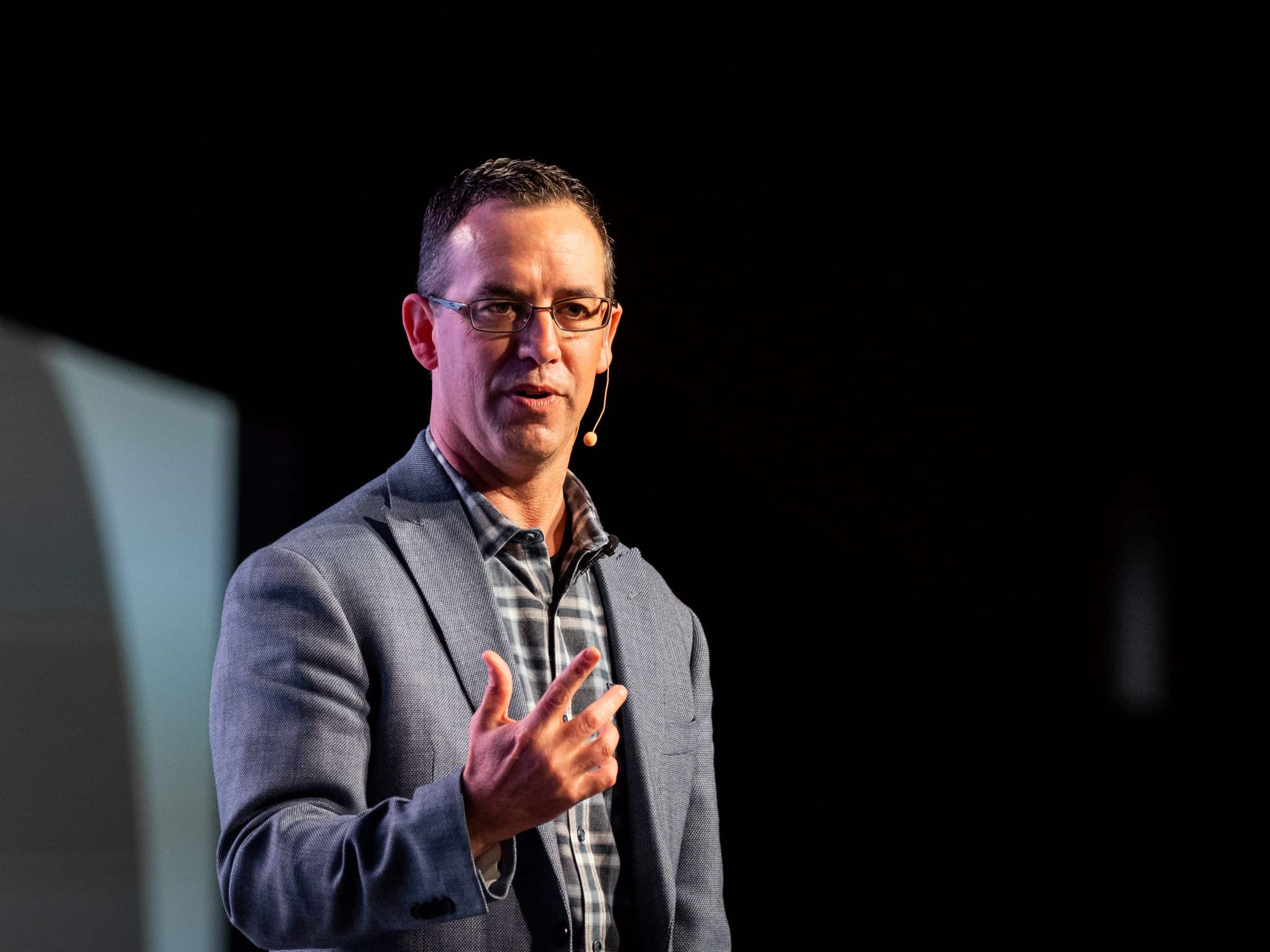 Eric Rheams #584: Overcoming Speaker Slumps and Building Momentum: Live Coaching ...