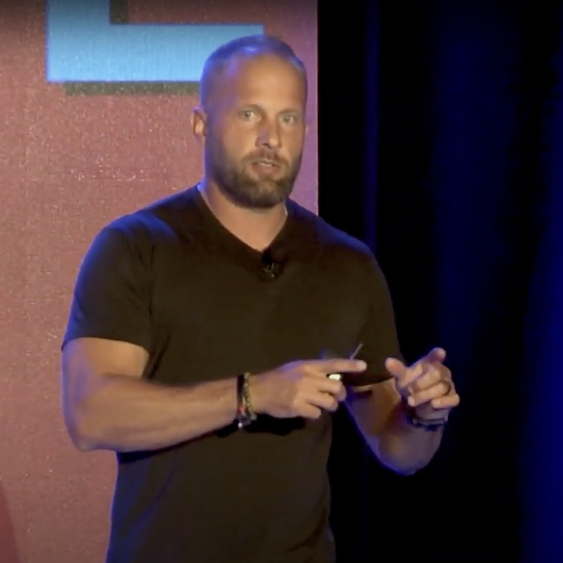 474 How to Your Fear and Make an Impact Through Speaking